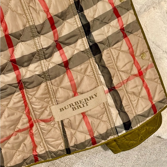 💯 Authentic Burberry Brit 4-Button Quilted Jacket - Picture 5 of 9